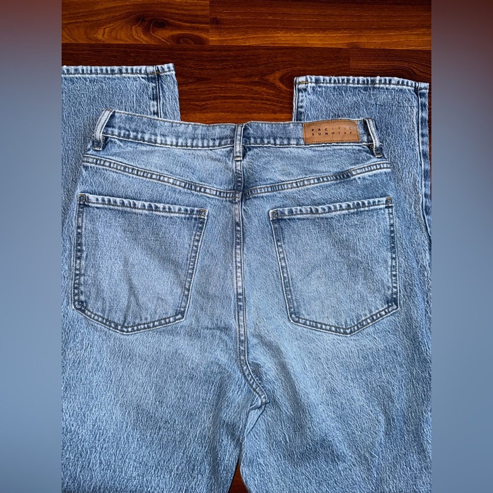 PacSun Women’s Stretch Dad Medium Wash Jean - Picture 4 of 5